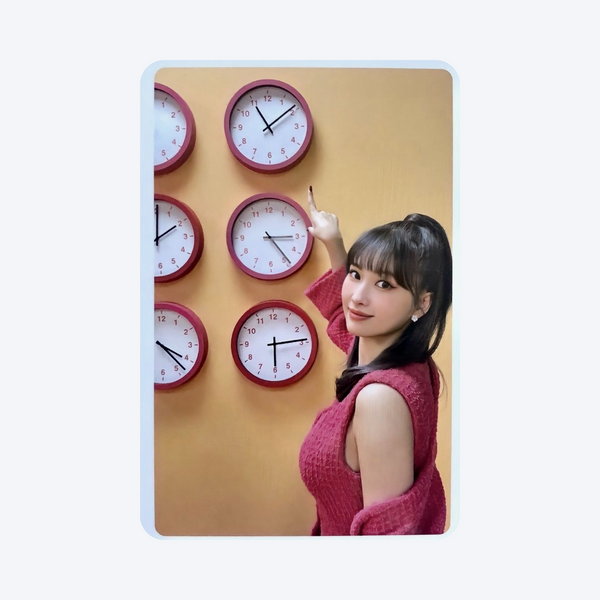 TWICE (트와이스) - [BETWEEN 1&2] : OFFICIAL PHOTOCARD (COMPLETE/RED VERSION)