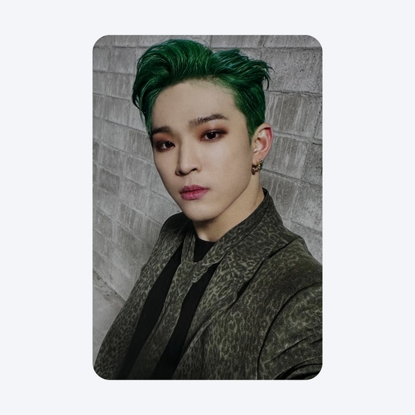 ONEUS (원어스) - [DEVIL] : OFFICIAL PHOTOCARD - VERSION A