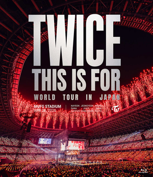 [PRE-ORDER] TWICE (트와이스) - <THIS IS FOR> WORLD TOUR IN JAPAN MUFG STADIUM (Regular Edition Blu-ray + CDJapan Exclusive)