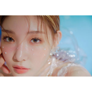 CHUNGHA (청하) 3RD MINI ALBUM - [Blooming Blue]