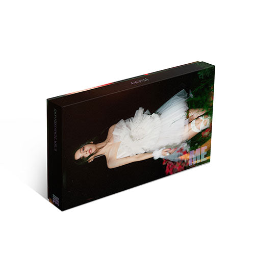 JISOO (BLACKPINK) 1ST SINGLE ALBUM [ME] - (Photobook Ver.)