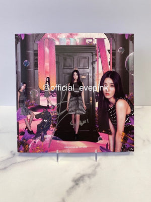 [AUTOGRAPHED CD] KWON EUN BI (권은비) 1ST MINI ALBUM - [OPEN] (ONLINE ONLY)