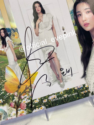 [AUTOGRAPHED CD] KWON EUN BI (권은비) 1ST MINI ALBUM - [OPEN] (ONLINE ONLY)