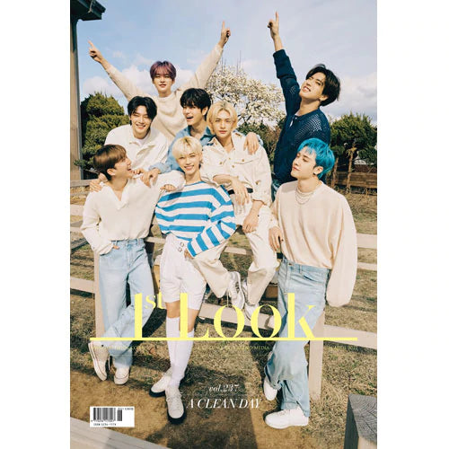 1ST LOOK (퍼스트룩) VOL.237  - MAY 2022 [STRAY KIDS]